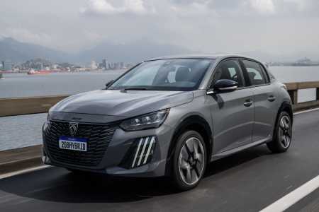 Peugeot 208 2026 T200 Hybrid