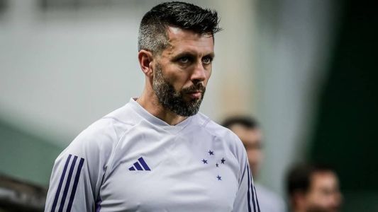 Pezzolano anunciou a saída do Cruzeiro após a eliminação para o América nas semifinais do Mineiro