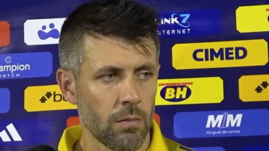 Pezzolano falou sobre a situação de Brock após a goleada contra o Villa Nova