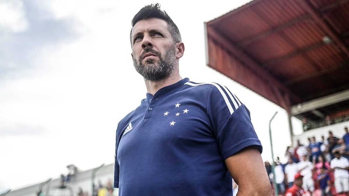 Pezzolano dá choque no torcedor do Cruzeiro: ‘Sem Ronaldo, estaria na Série C’