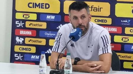 Pezzolano se despediu na coletiva pós-jogo contra o América