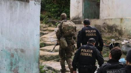 PF faz operação contra grupo que explodia bancos na Bahia.