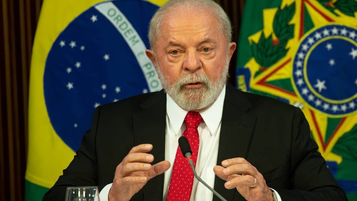 PF cumpre buscas contra suspeito de propagar nas redes sociais ameaças ao presidente Lula