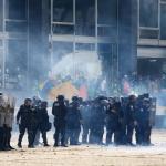 Quinta fase da Operação Lesa Pátria mira policiais militares do DF; veja quem foi preso