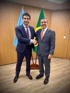 Uma postagem falsa sobre uma ameaça de bomba no Mineirão foi postada e logo em seguida desmentida pelo perfil oficial da Presidência da República na mesma rede social.