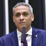 PGR denuncia deputado por racismo contra ministro e injúria a Lula