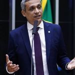 PGR pede ao STF oitiva com deputado Gustavo Gayer por falas discriminatórias sobre africanos
