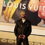 Pharrell estreia no comando da Louis Vuitton e reúne estrelas
