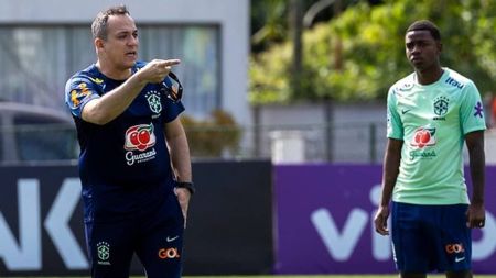 Phelipe Leal convocou, nesta sexta-feira (15), a Seleção Brasileira Sub-17 para amistosos