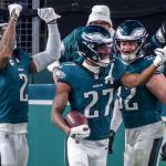 Eagles aproveitam início ruim dos Packers, vencem e vão ao Divisional Round da NFL