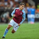 Philippe Coutinho desembarca no Brasil e fala sobre o interesse do Vasco