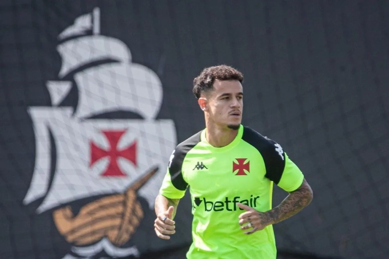 Elenco principal do Vasco se reapresenta para iniciar a pré-temporada