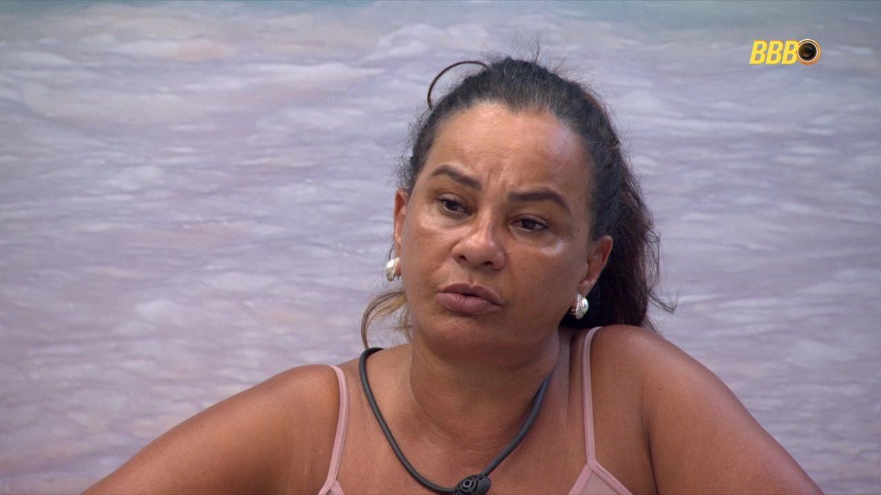 BBB 26: Solange Couto reage ao descobrir que Sarah traiu Juliette