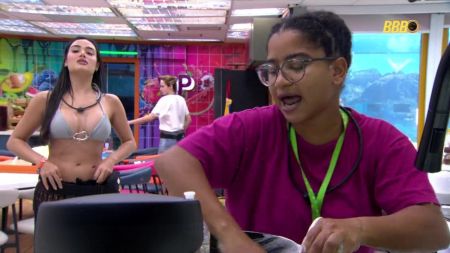 Jordana e Milena durante discussão no BBB 26