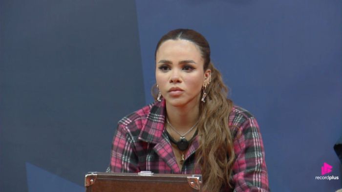 Gabily quer desistir de A Fazenda 17