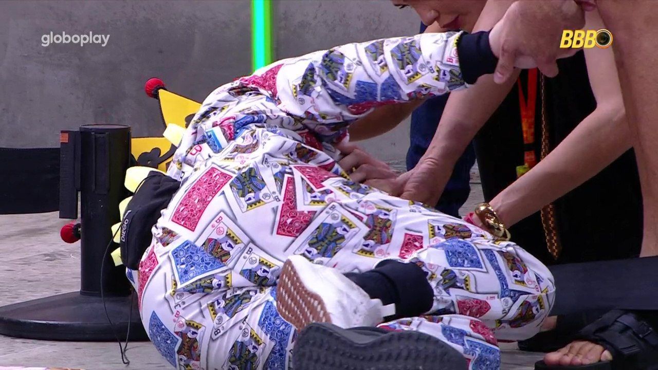 Diego sofre queda, machuca coluna e produção faz mudança no BBB 25