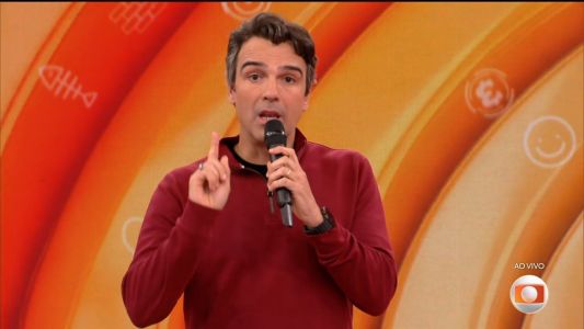Tadeu Schmidt, apresentador do BBB