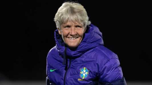 Pia mantém mistério sobre a escalação do Brasil
