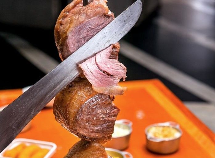Tradicional churrascaria de Belo Horizonte troca de nome