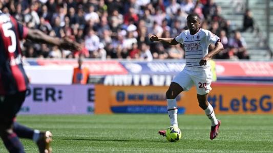 Pierre Kalulu, defensor francês do Milan, em partida contra o Bologna