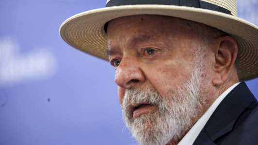 Lula chega ao hospital para reavaliação médica | CNN Brasil