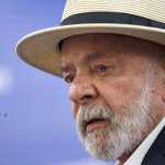 Lula se emociona ao receber alta hospitalar: 'Deus foi muito generoso'