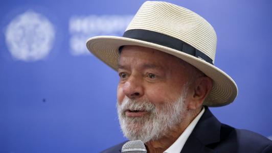 Após tomografia, Lula está liberado para voltar a Brasília | CNN Brasil