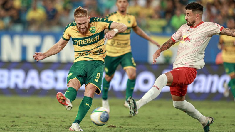 Bragantino segura empate com o Cuiabá na Arena Pantanal pelo Brasileirão