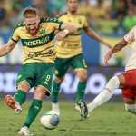 Bragantino segura empate com o Cuiabá na Arena Pantanal pelo Brasileirão