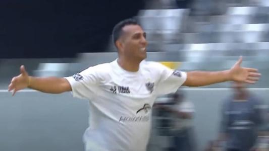 Piu celebra gol marcado no Lendas do Galo, da Arena MRV