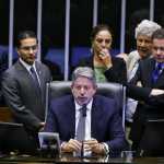 Líderes falam em PL das Fake News fatiado e acreditam em votação no 1° semestre
