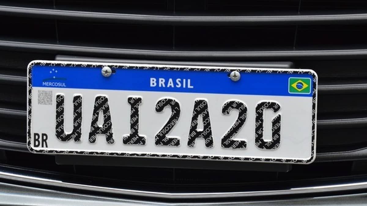 Projeto que muda placa Mercosul pode resultar em gasto para motoristas: ‘lobby dos fabricantes’