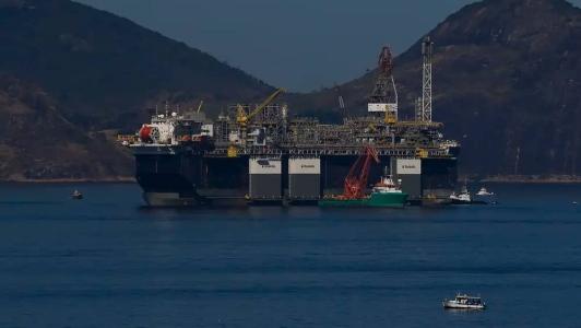 Plataforma petrolífera no Brasil