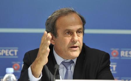 Michel Platini em entrevista coletiva na Uefa em agosto de 2015