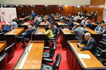 Votação do projeto do Regime de Recuperação Fiscal foi adiada após articulação da base de apoio de Zema na ALMG