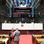 ALMG analisa reajuste da educação; segurança pública se reúne para decidir estratégias de pressão