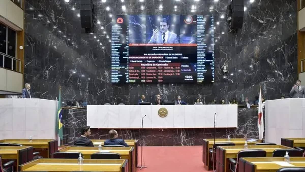 Governo Zema traça plano para tentar votar PAF nesta semana