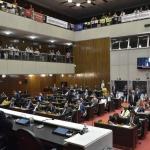 ALMG aprova reforma administrativa e reajuste salarial de Zema e secretários