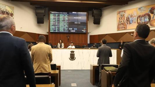 Plenário da Câmara de BH decidiu abrir processo que pode cassar Gabriel