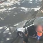 Vídeo: PM é assaltado na porta de casa em Belo Horizonte em menos de um minuto
