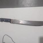 Homem é agredido com golpes de facão durante confusão em restaurante de Montes Claros