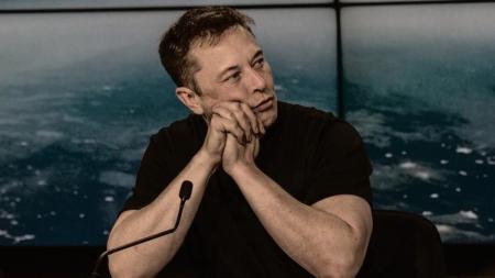 Polêmicas têm sido constantes em acordo entre Elon Musk e Twitter