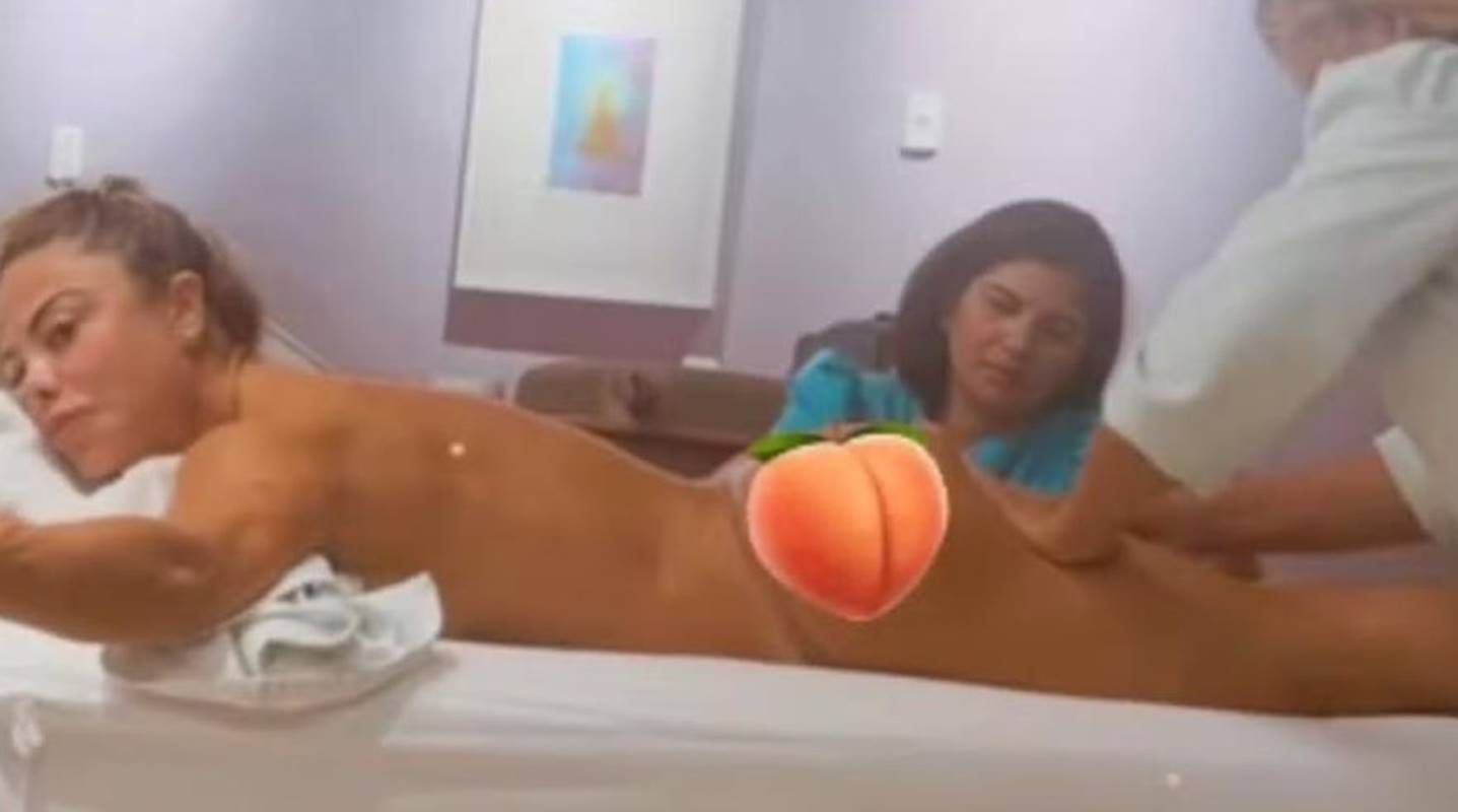 Foto da esposa de Leonardo nua deixa fãs surpresos