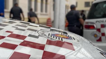 O homem foi preso em flagrante pela Polícia Militar