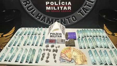 Polícia apreendeu dinheiro e drogas com o suspeito