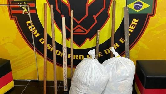 Polícia Civil esteve na sede da Torcida Jovem do Sport, no Recife