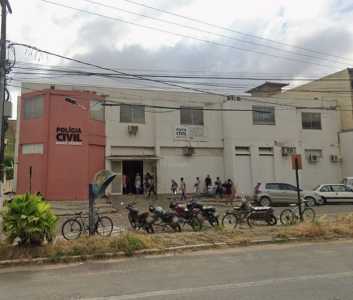 Foto mostra Delegacia da Polícia Civil em Ubá (MG)
