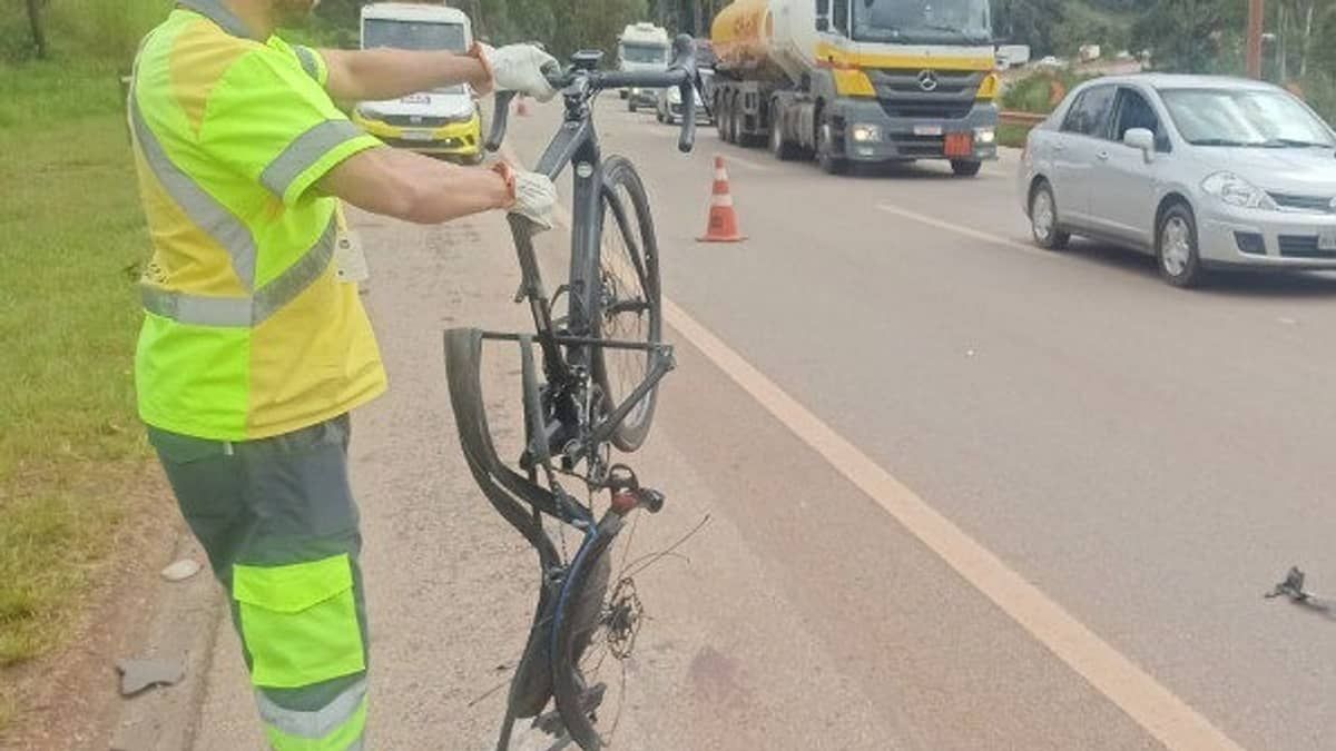 Motorista com sinais de embriaguez que matou ciclista na BR-040 é ouvido pela polícia  