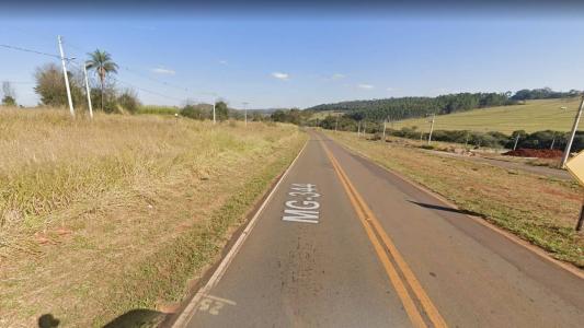 Polícia desconfia que vítima tenha se acidentado em uma curva da estrada
