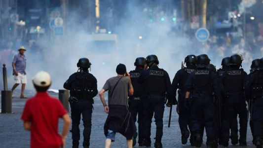 Polícia é alvo de muitos protestos na França